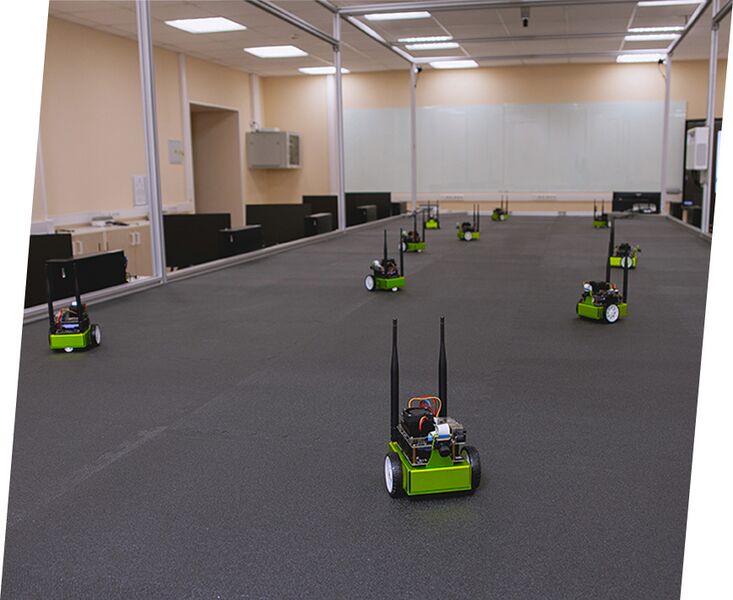 Файл:0009 Uchebnaya-laboratoriya- Mobilnaya-robototekhnika .jpg