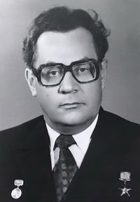 Veniamin EFREMOV.jpg
